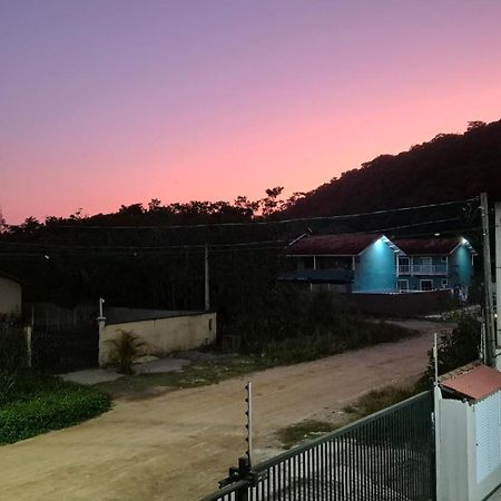 乌巴图巴Kitnet Aconchegante Praia De Maranduba公寓 外观 照片